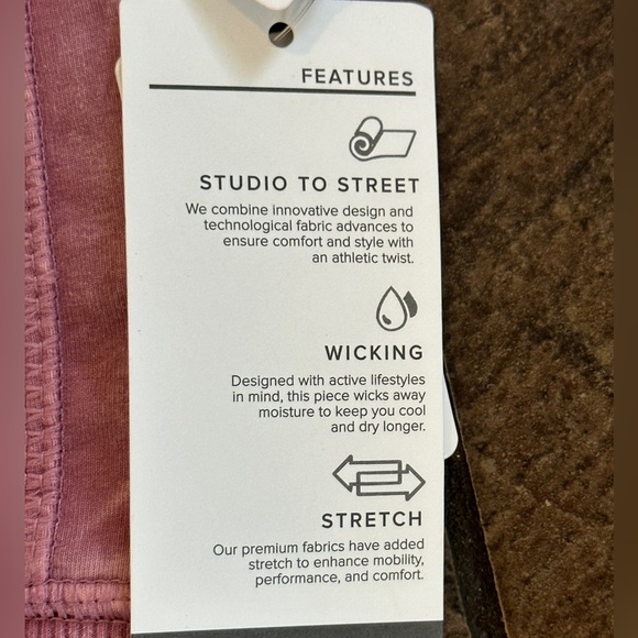 STUDIO SPLENDID - Picture 4 of 6